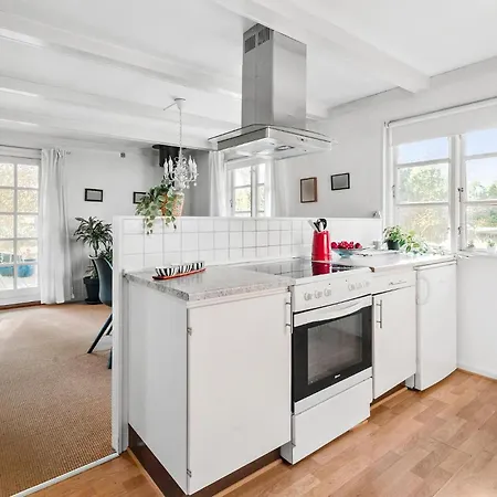 Vakantiehuis 3 Bedroom Amazing In Vaeggerlose