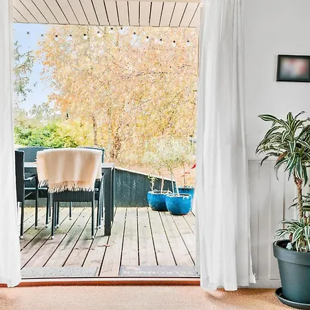 3 Bedroom Amazing In Vaeggerlose Vakantiehuis