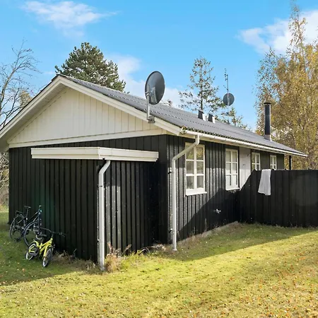3 Bedroom Amazing In Vaeggerlose Boto By